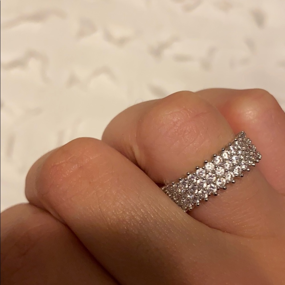 Diamond ring - Picture 3 of 6
